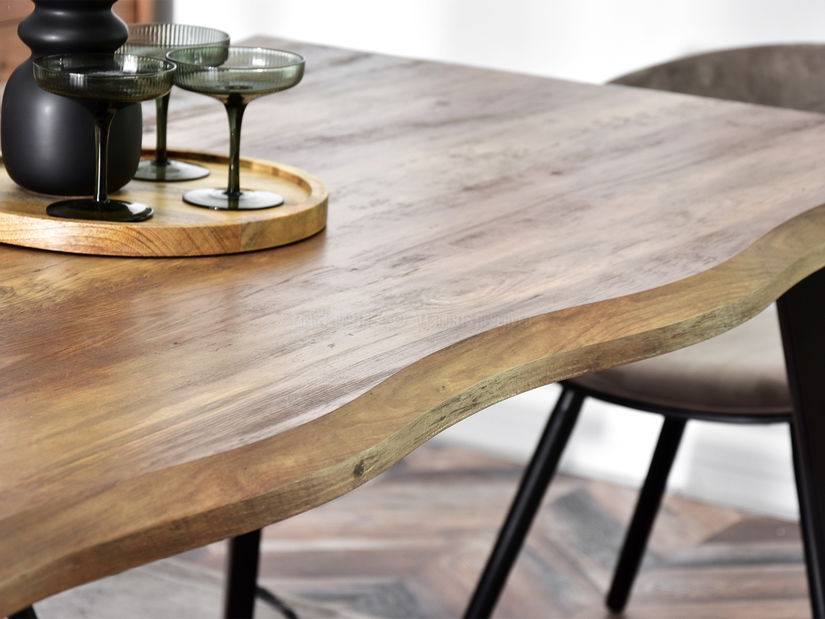 Masă de sufragerie Maui (nuc + negru)