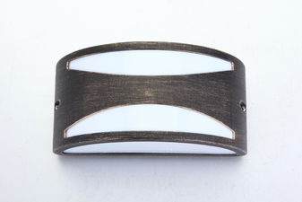 Vanjska svjetiljka Manhattan 8510 (antik zlatna)