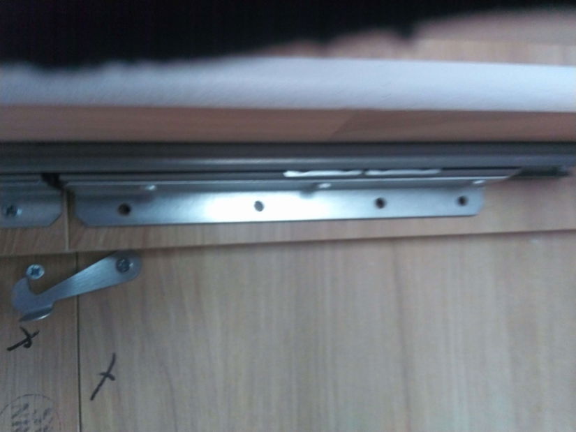 Rozkladací jedálenský stôl Deasal 80 x 120 150 I (dub artisan + biela) (pre 2-6 osôb) *bazár