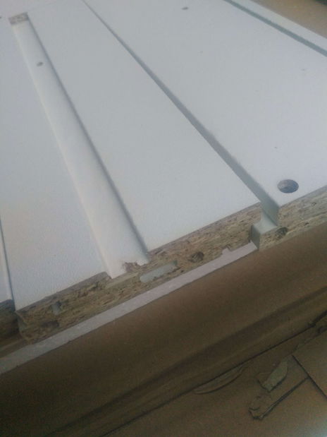 Comodă Sallosa 4 (alb + alb lucios) *resigilat