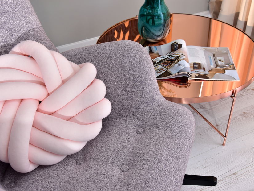 Relaxačné kreslo Laurentino (čierna)