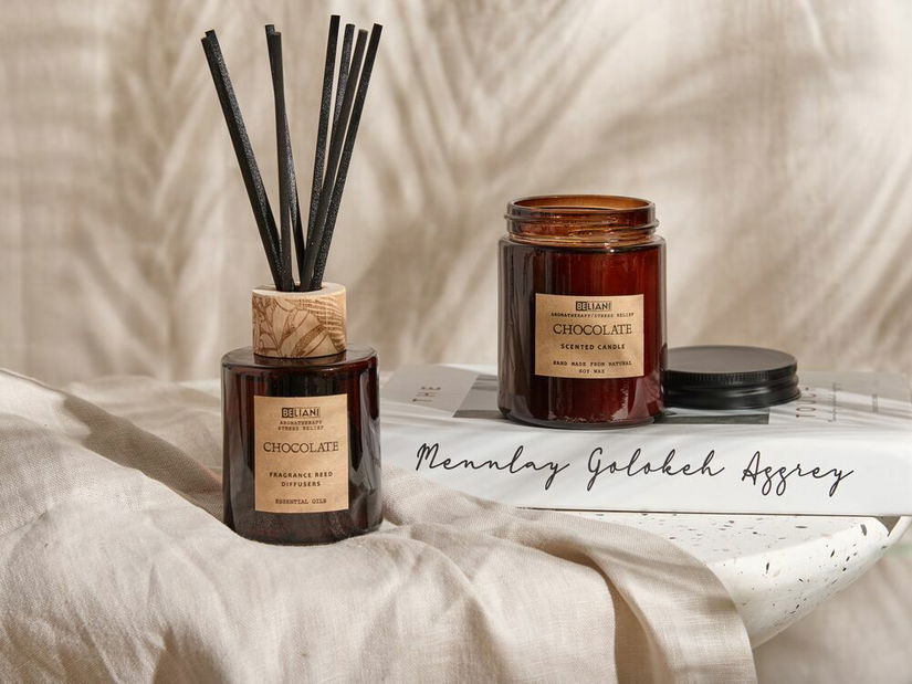 Lumânare din ceară de soia , difuzor cu bețișoare cu parfum de ciocolată Ember (maro)