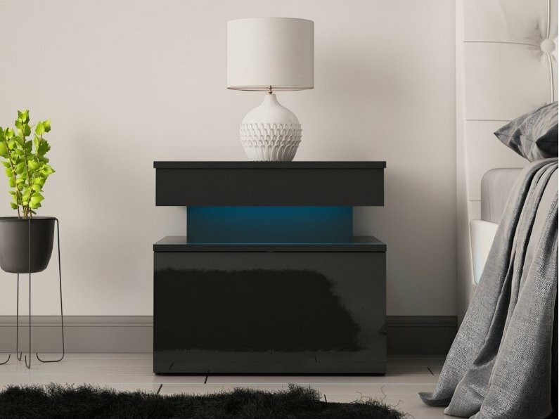 Nočný stolík Lestirola 1S (čierna + lesk čierny) *výpredaj