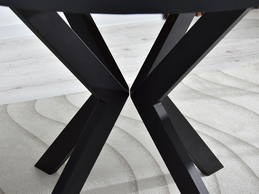 Jedálenský stôl Rompa (čierna)