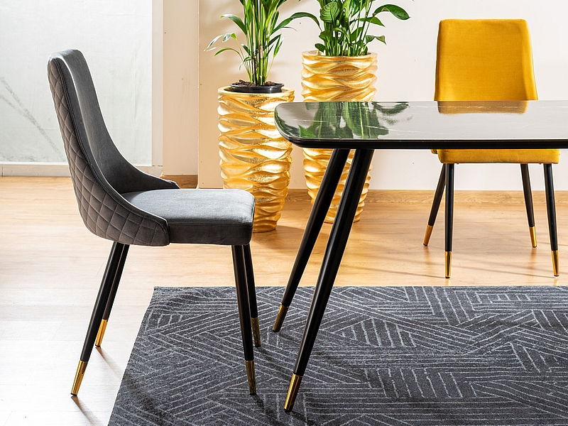 Blagovaonski stol Celestina (crna + crna) (za 4 do 6 osoba)