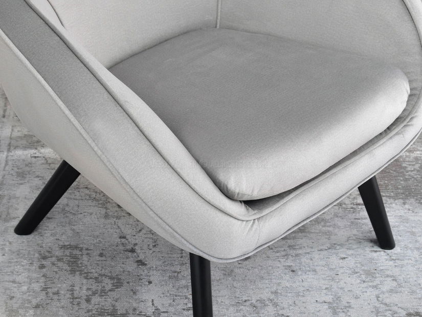 Dizajnové kreslo Merch (sivá + dub)