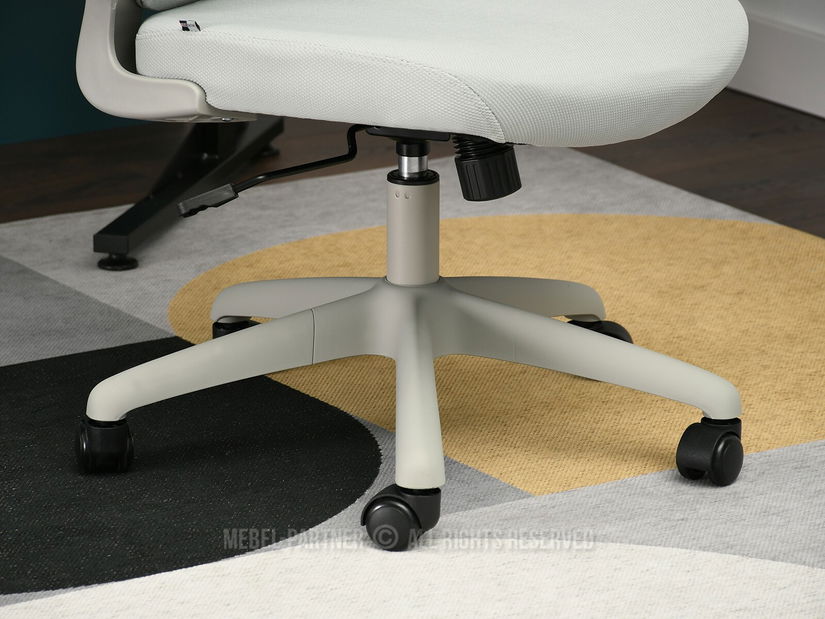 Stolička Bastet (sivá)