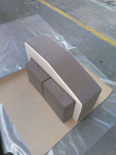 Rohová sedačka Hasina (sivá + čierna) (s poličkou a taburetkou) (s bonell pružinami) (P) *bazár