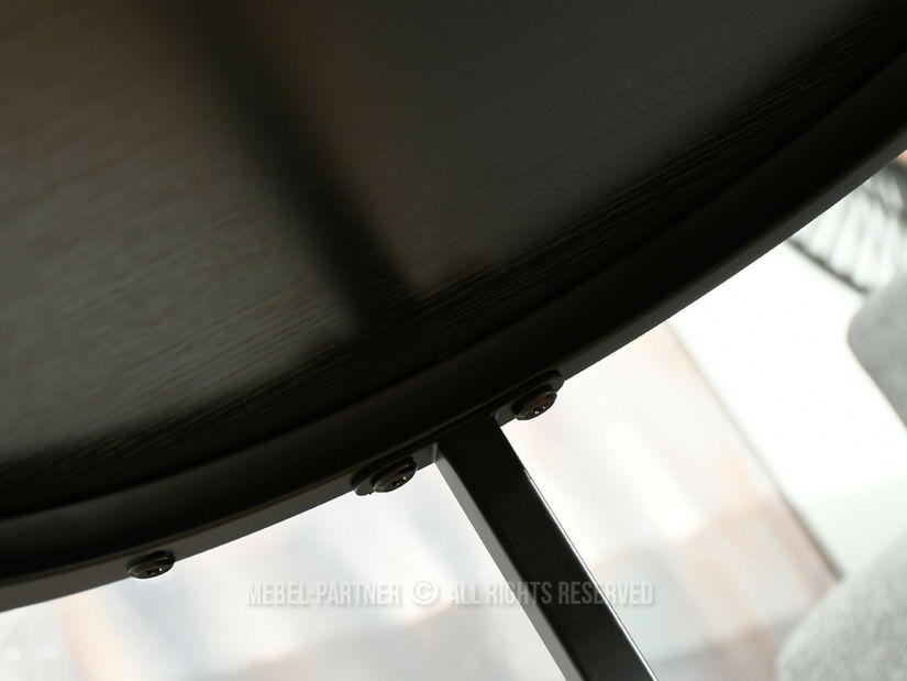 Konferenčný stolík Corden (čierne drevo + čierna)