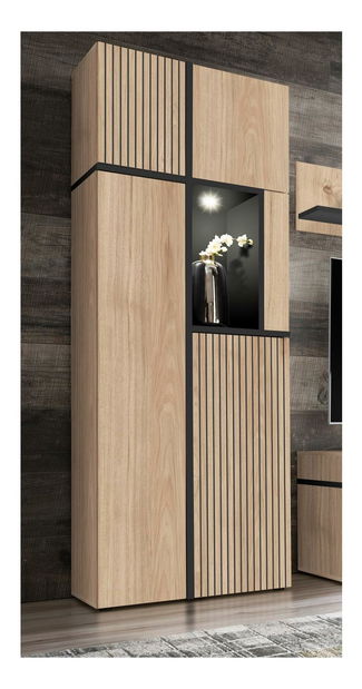 Vitrína Carlyn WSW (hikora jackson + čierna) (s LED osvetlením)