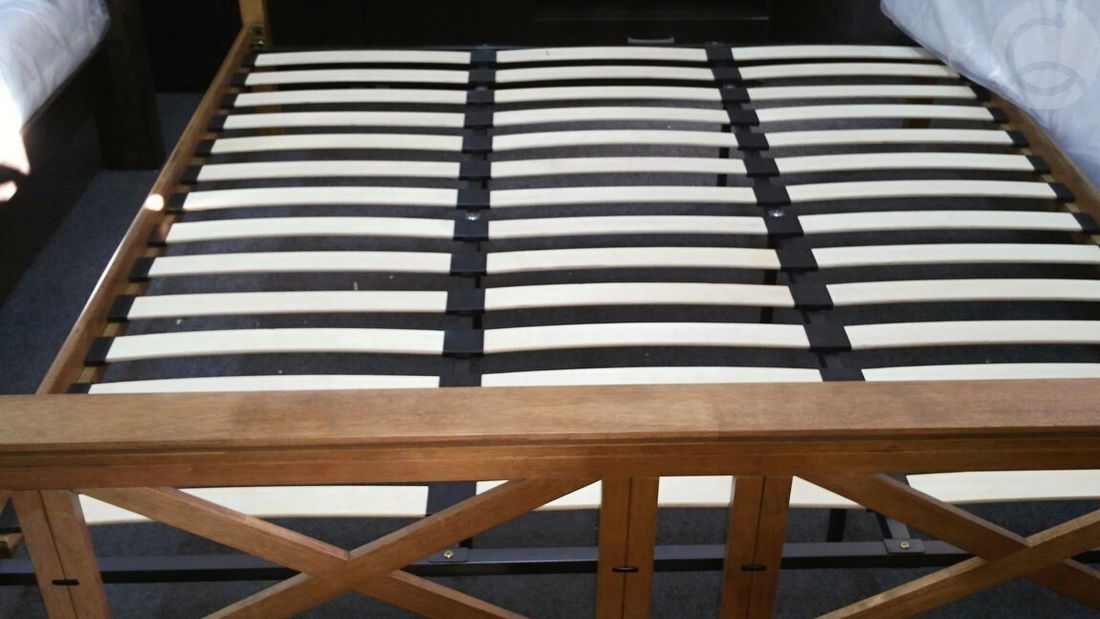 Manželská posteľ 180 cm Texas (s roštom)