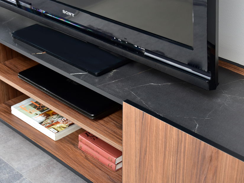 TV stolík/skrinka Protegidas P17 (čierna)