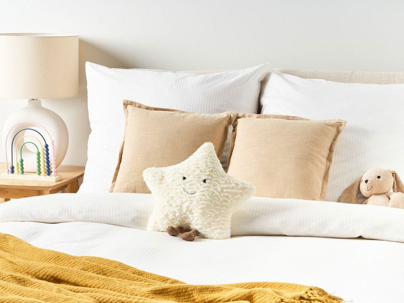 Dekoratív párna 40 x 40 cm Staff (fehér)