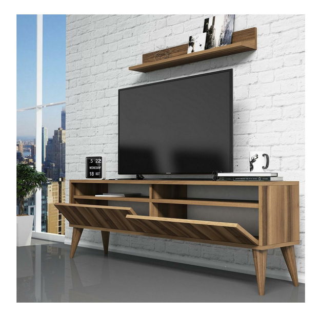 Nappali fal Berta (dió)