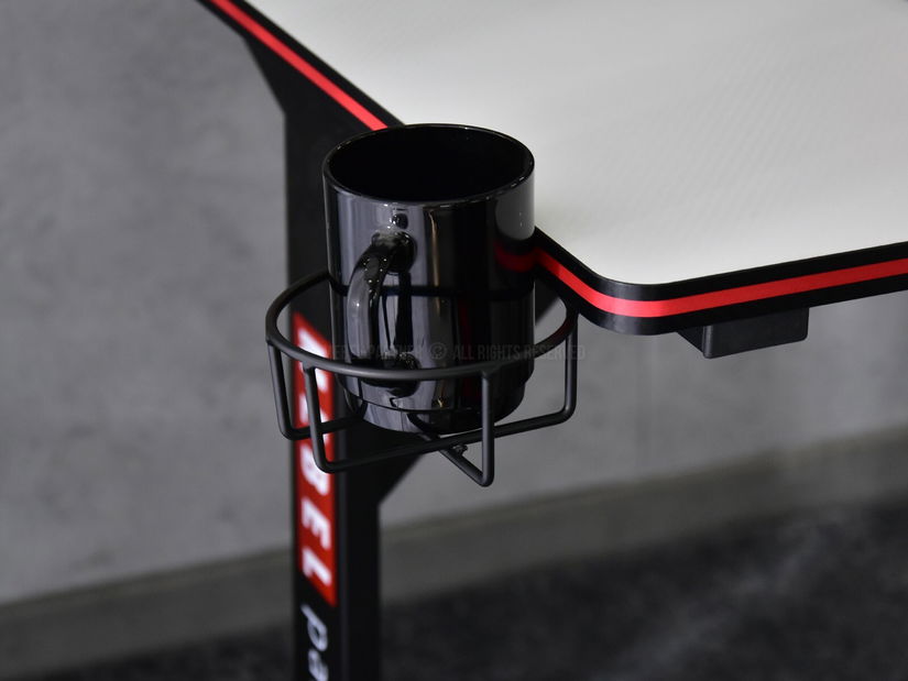 PC stolík Matts 140 (biela + čierna)