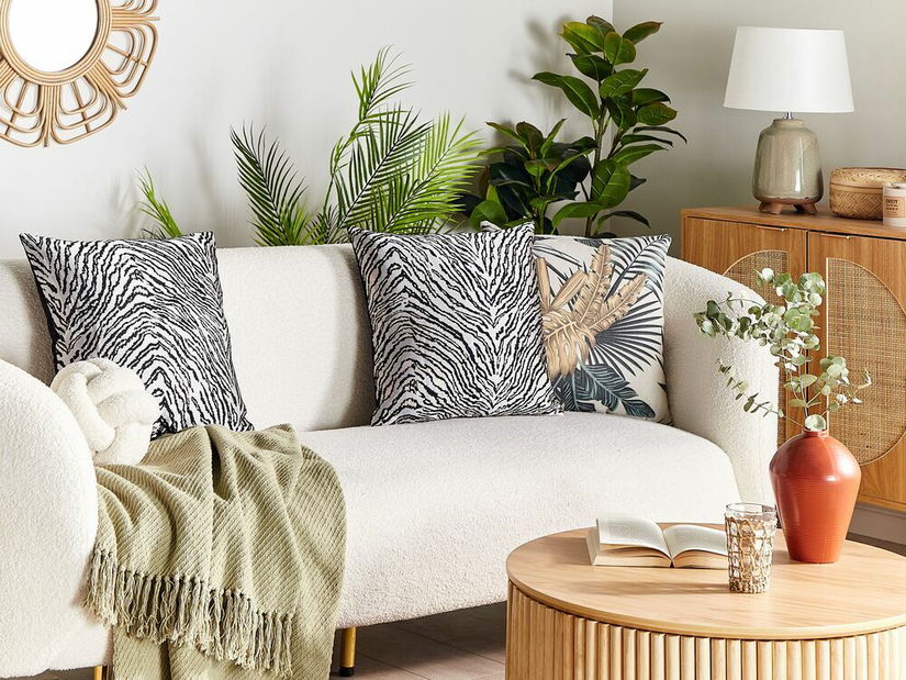 Sada 2 ozdobných vankúšov 45 x 45 cm Maju (žltá)