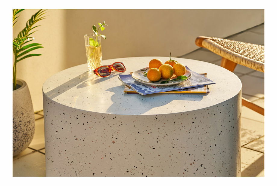 Konferenčný stolík Bidoria 4 (sivobiela)