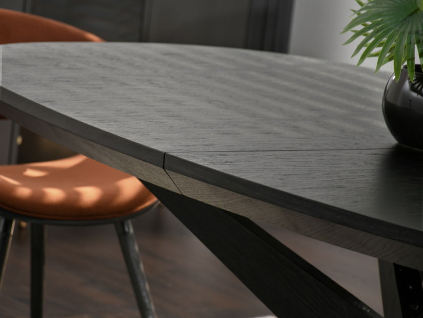 Jedálenský stôl Santander (čierna)