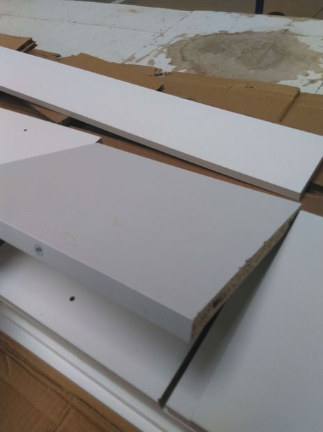 Raft Kurro (alb) *resigilat