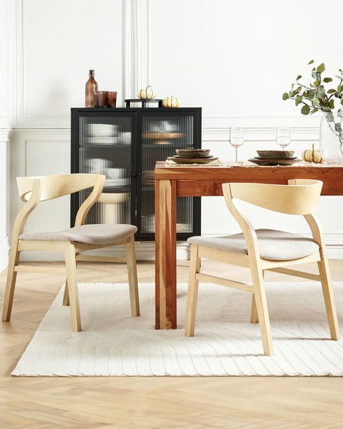 Set 2 ks jedálenských stoličiek Maori (svetlé drevo)