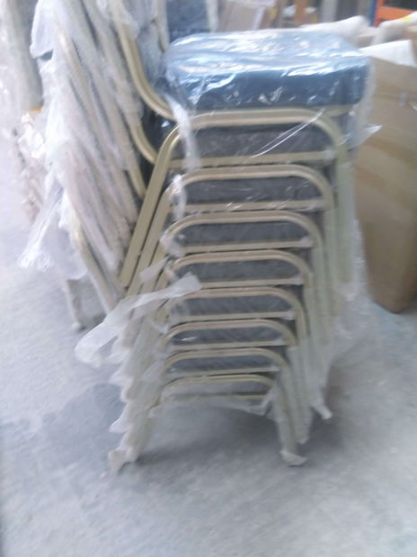 Blagovaonska stolica Zoni (siva + boja šampanjca) *Outlet moguća oštećenja