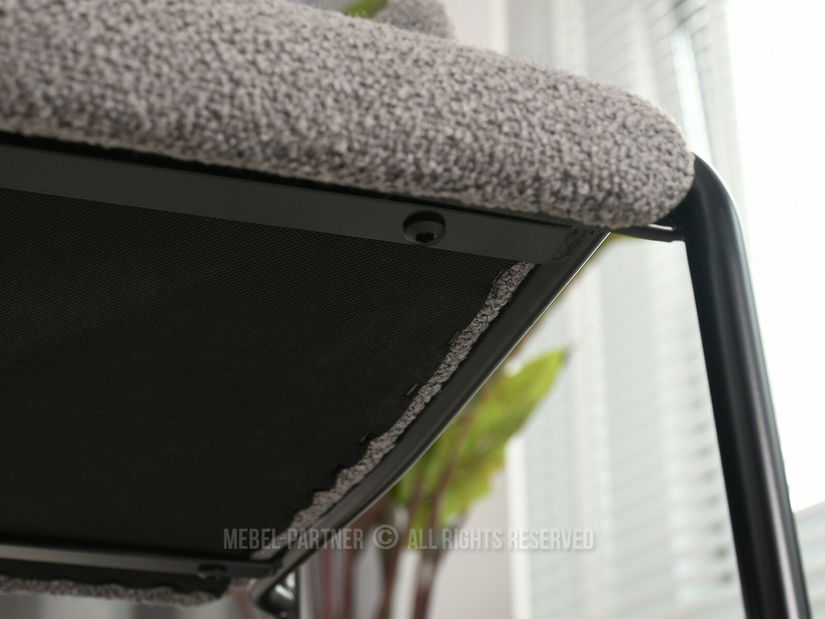 Stolička Nora (svetlohnedá + čierna)