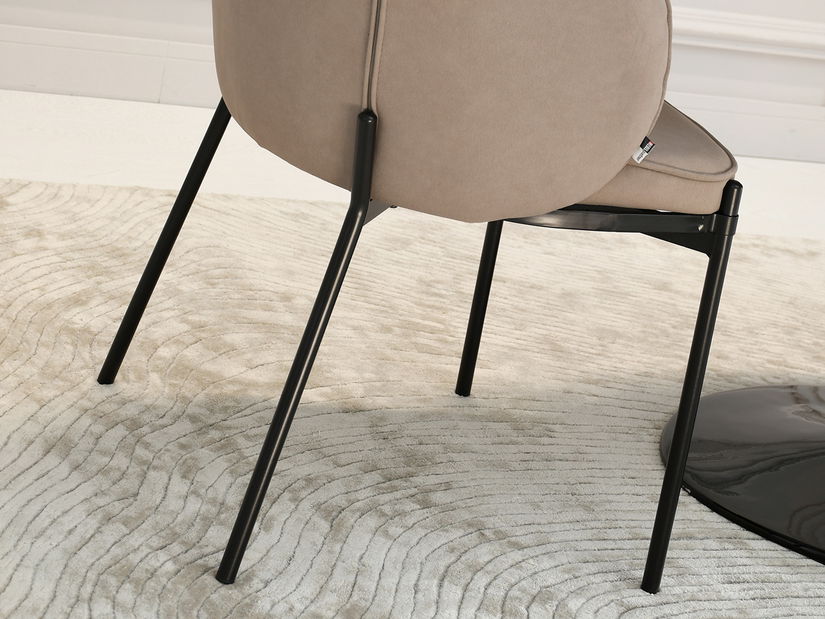 Jedálenská stolička Finalizaba (béžová + čierna)