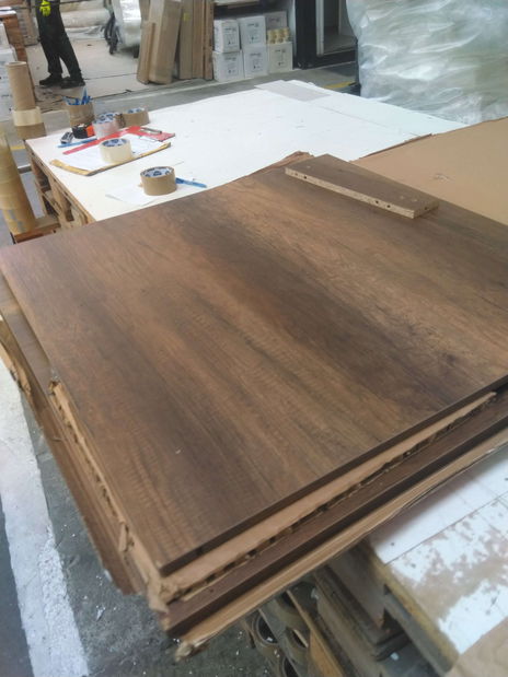 Konferenčný stolík Salome 3 (orech) *bazár