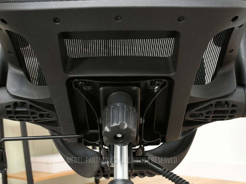 Stolička Ikarus (čierna)