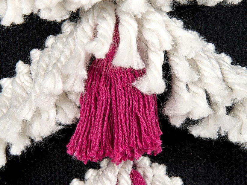 Decor de perete Pakza (negru)