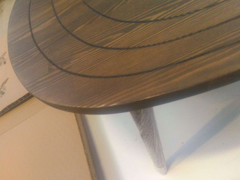 Dohányzóasztal Sweeney (dió) *bazár