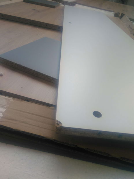 PC stol Rumia 11 (hrast artisan + bijela) *outlet moguća oštećenja