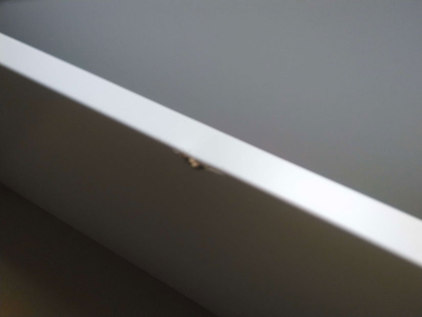 Masă de cafea Zinzit I (acrilic negru + alb) *resigilat