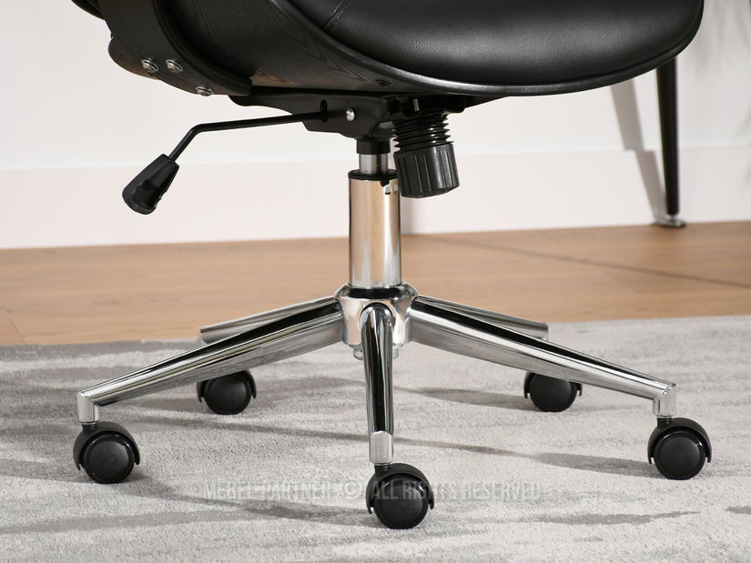 Kreslo Raynold (čierne drevo + chrómová)