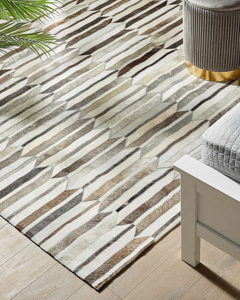 Tepih 140x200 cm KALARU (smeđa)