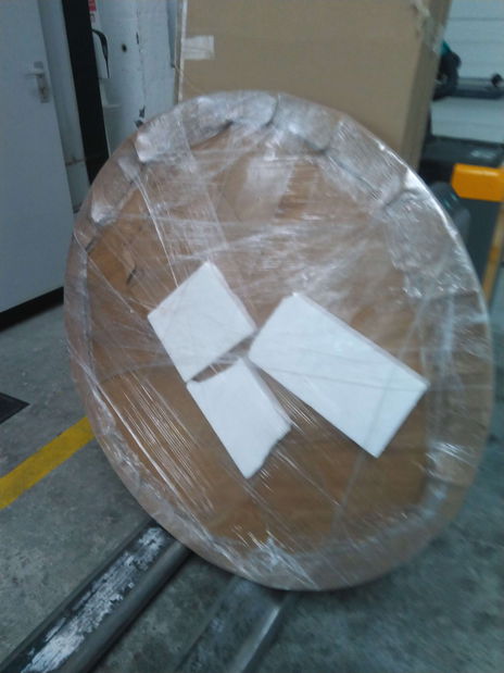 Étkezőasztal Amee (tölgy + fekete) (4 fő részére) *bazár