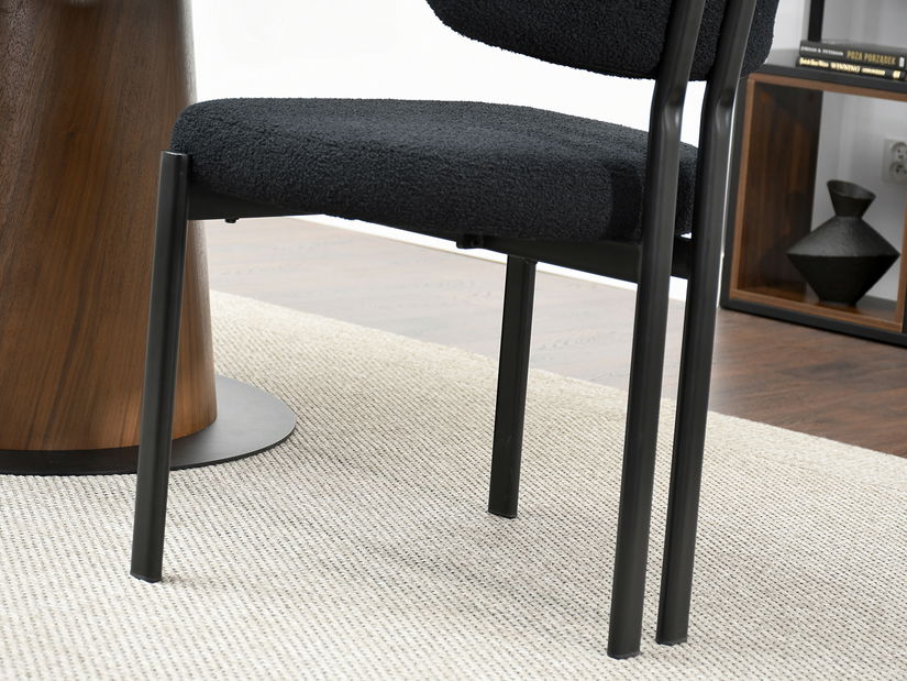 Jedálenská stolička Kuroyedov (čierna)