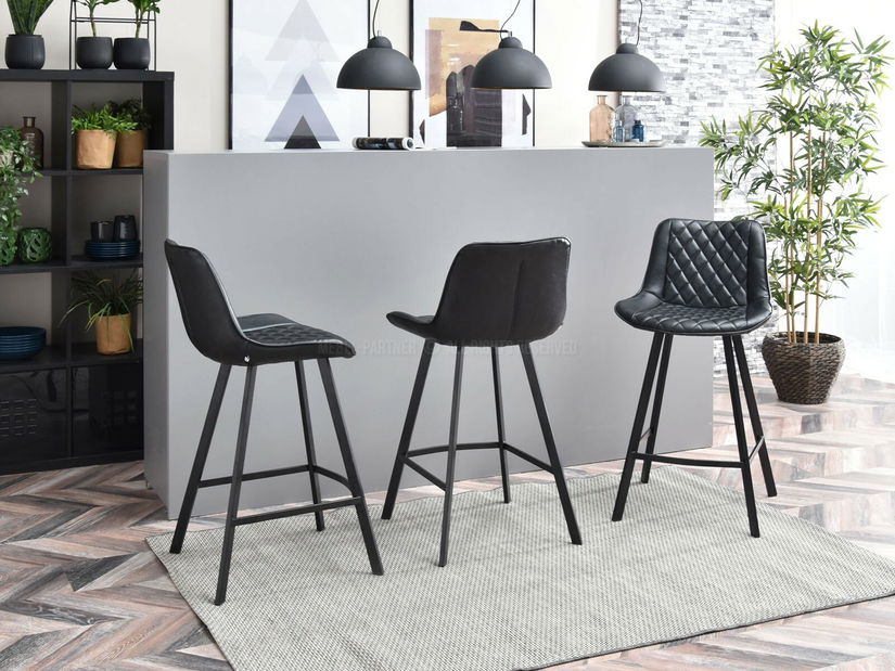 Stolička Erce (čierna)