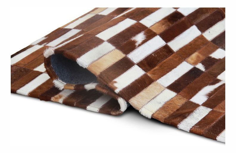 Covor din piele 69x140 cm Korlug TYP 05 (piele de vită + motiv patchwork)