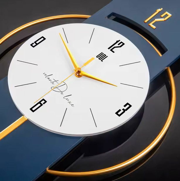 Nástenné hodiny Vlnia (námornícka modrá)