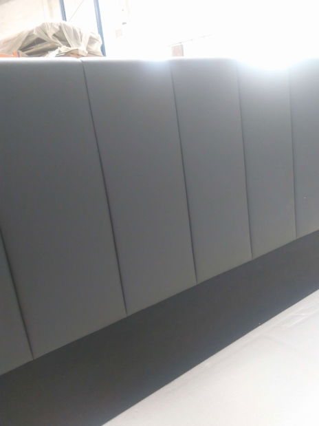 Pat matrimonial 180 cm DARGAN (gri) (piele artificială) (cu somieră și spațiu de depozitare) *resigilat