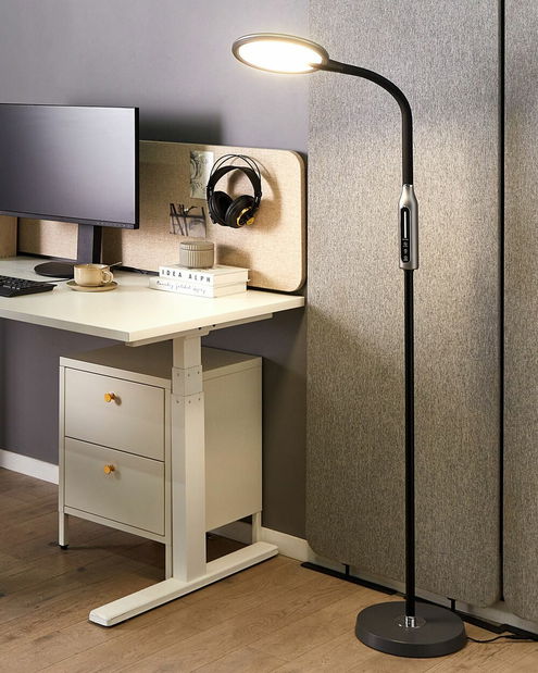 Stojanová lampa Chiquis (čierna)