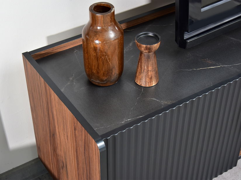 Măsuță TV/Dulap Protegidas P17 (negru) (cu șemineu)