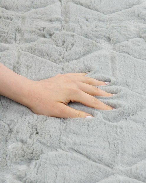 Tepih od umjetnog krzna 160 x 230 cm Thae (sivo-zelena)