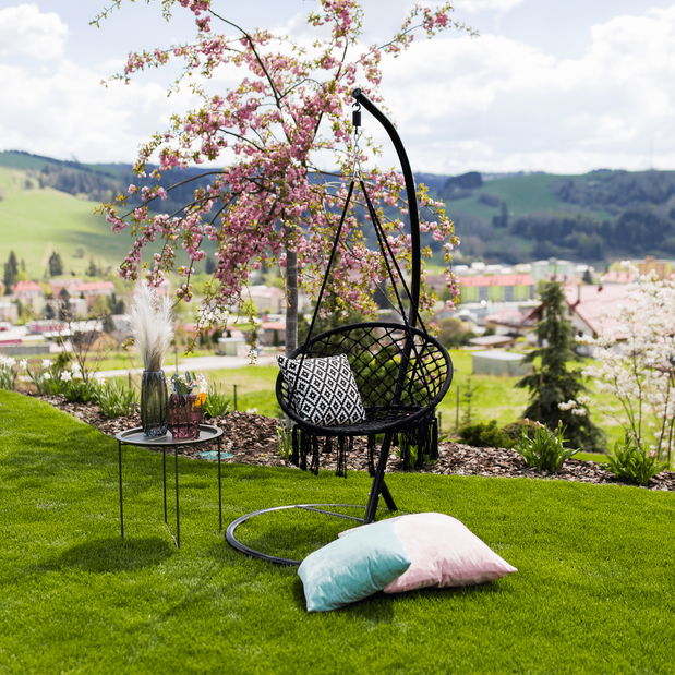 Viseća fotelja za ljuljanje Amarea (crna)