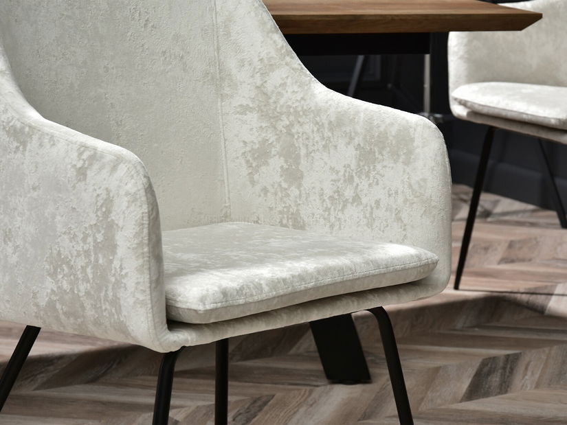 Jedálenská stolička Duplica (čierna)