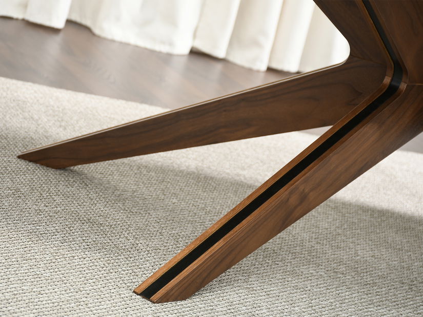 Jedálenský stôl Santander (orech)