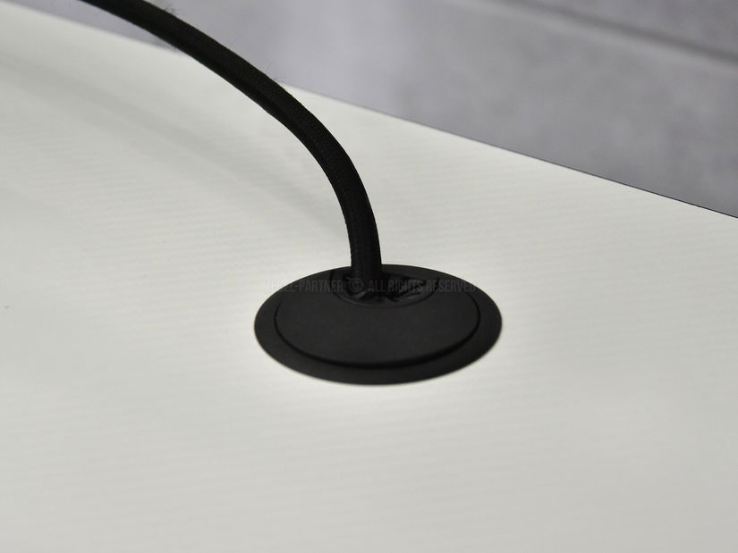 PC stolík Matts 140 (biela + čierna)