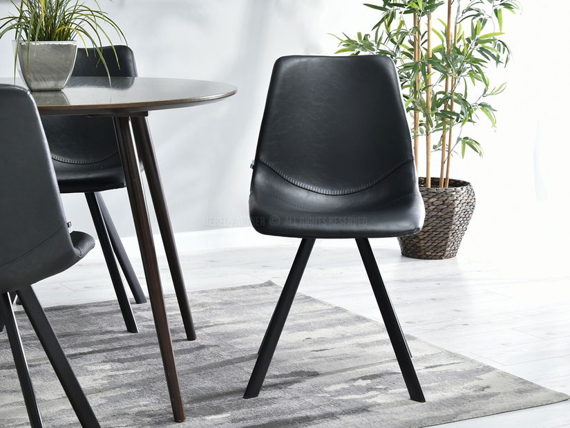 Stolica Petra (crna)