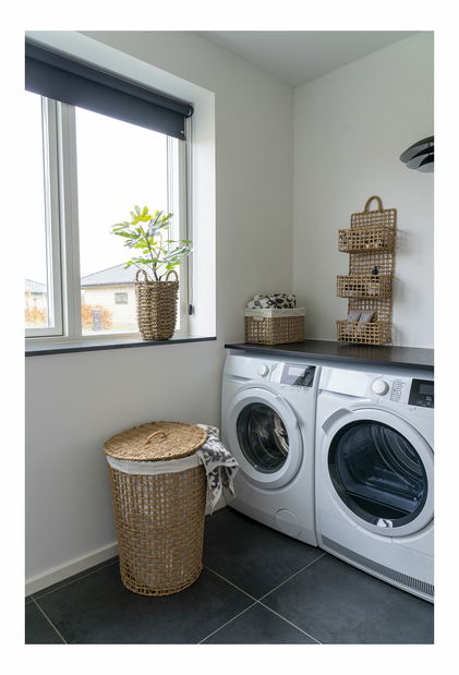 Kôš na bielizeň Plameria (prírodná + biela)